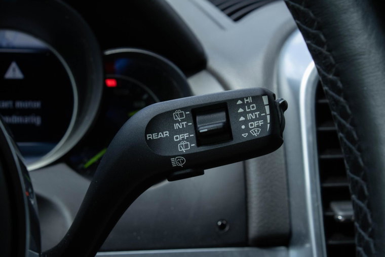 Vehicle Image 35