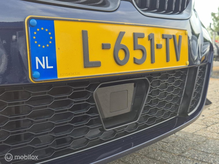 Vehicle Image 40