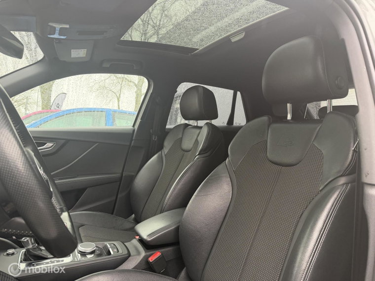 Vehicle Image 17