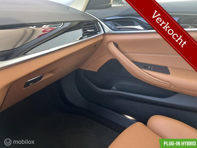 Vehicle Image 38