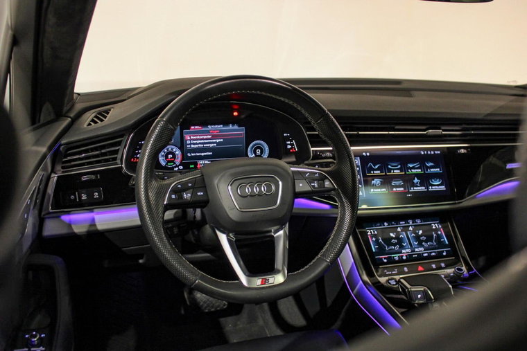 Vehicle Image 22