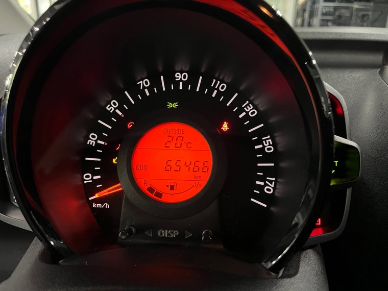 Vehicle Image 20