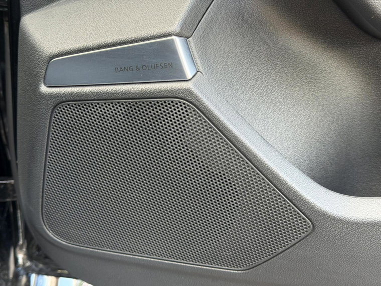 Vehicle Image 53