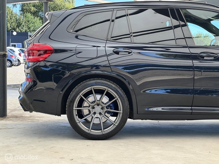 Vehicle Image 38