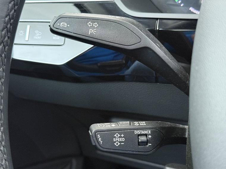 Vehicle Image 27