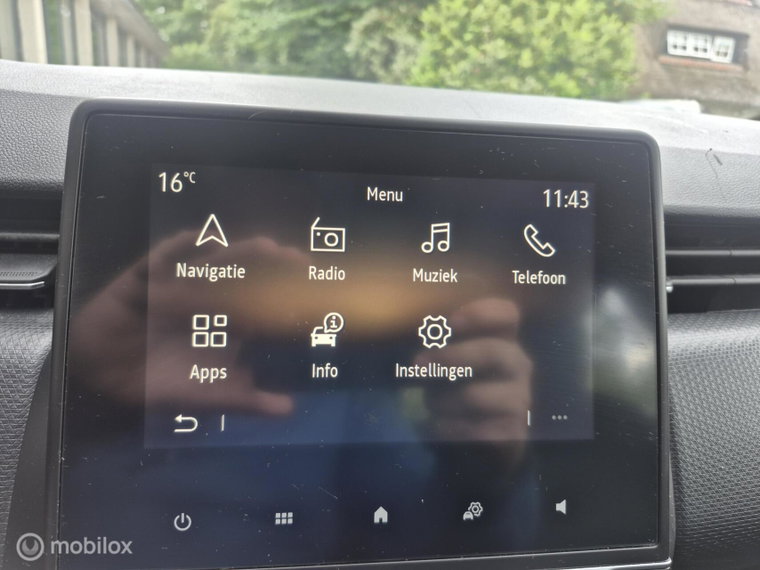 Vehicle Image 17