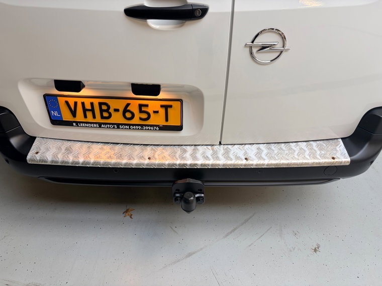 Vehicle Image 40