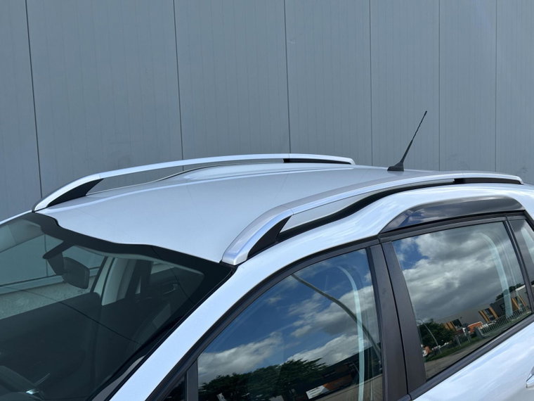 Vehicle Image 26