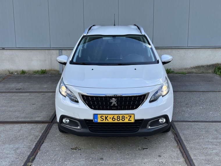 Vehicle Image 7