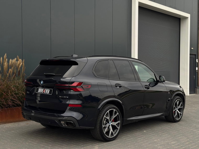 Vehicle Image 39