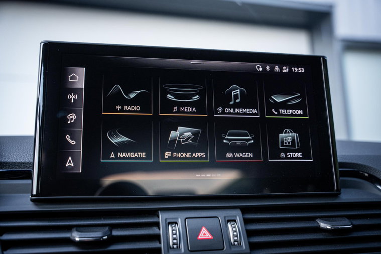 Vehicle Image 30