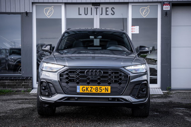 Vehicle Image 6