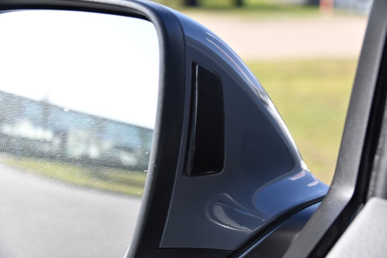 Vehicle Image 33