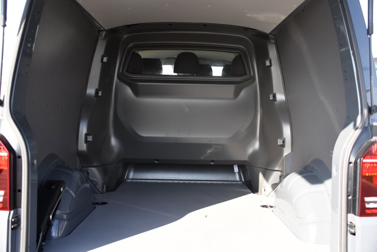 Vehicle Image 35
