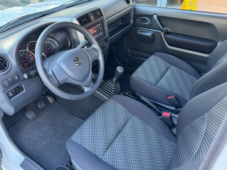 Vehicle Image 15