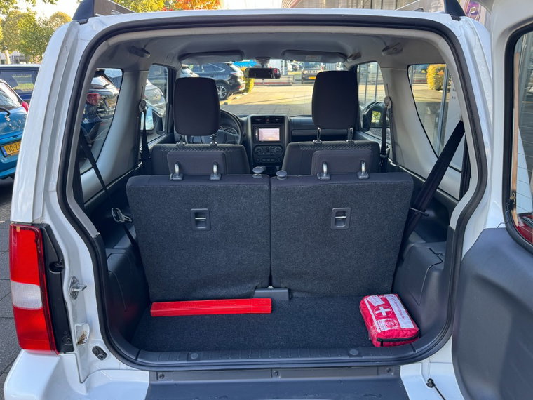 Vehicle Image 11