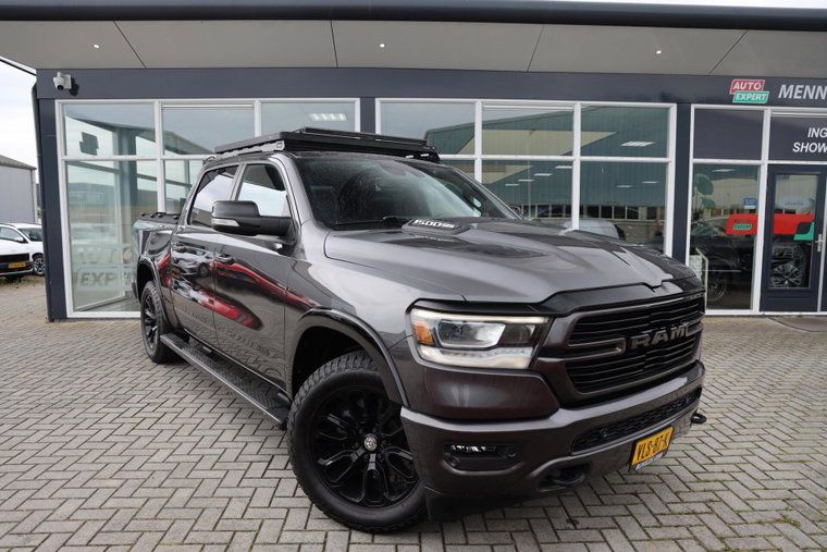 Vehicle Image 16