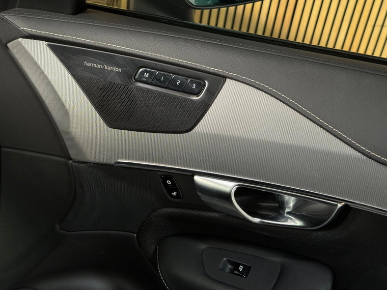 Vehicle Image 45