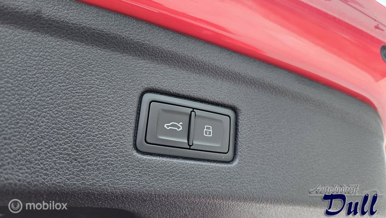 Vehicle Image 39