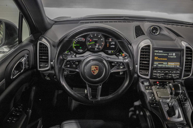Vehicle Image 37