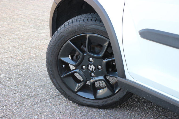 Vehicle Image 21
