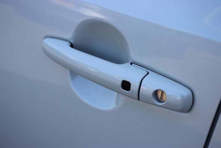 Vehicle Image 25