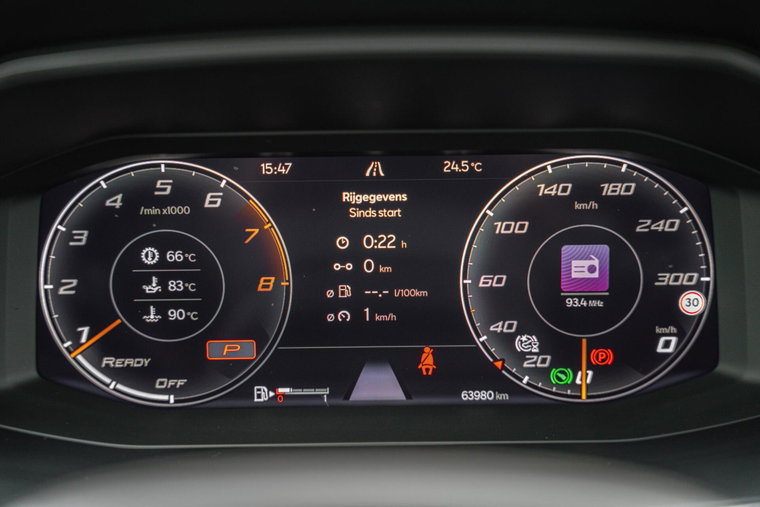 Vehicle Image 37