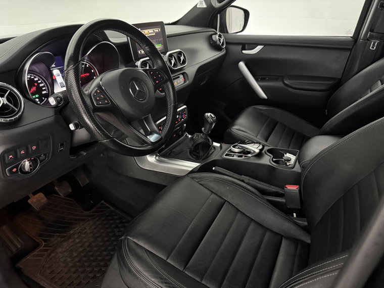 Vehicle Image 36