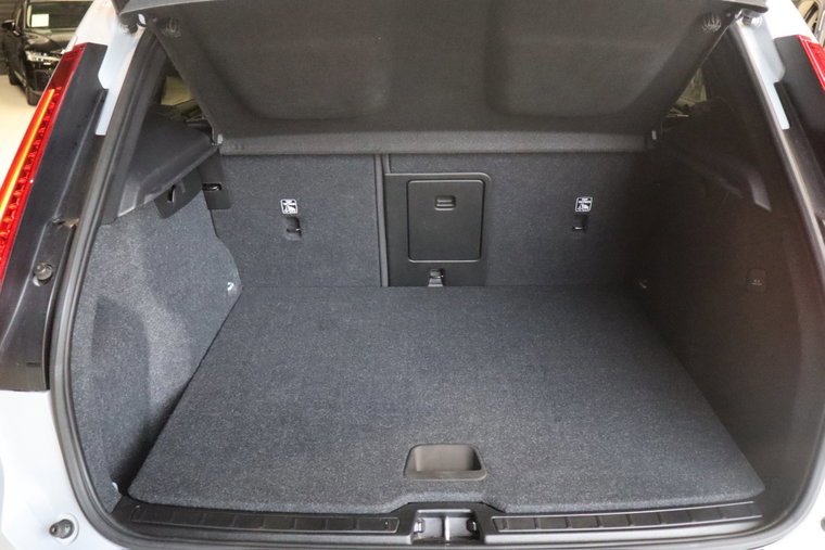 Vehicle Image 33