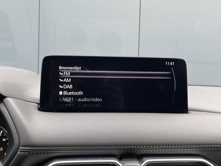 Vehicle Image 23