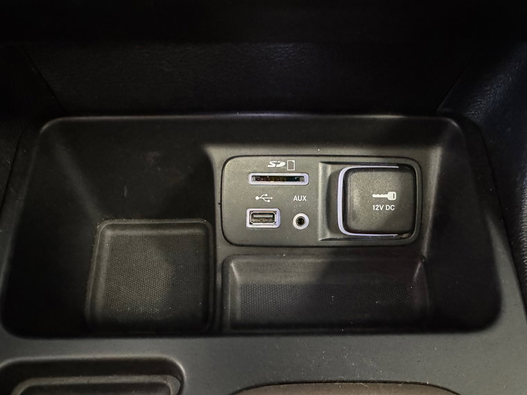 Vehicle Image 28