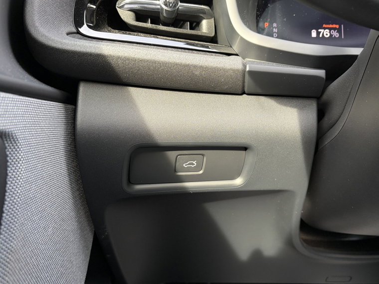 Vehicle Image 46