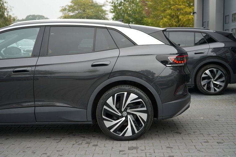 Vehicle Image 18