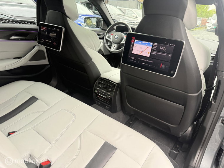 Vehicle Image 17