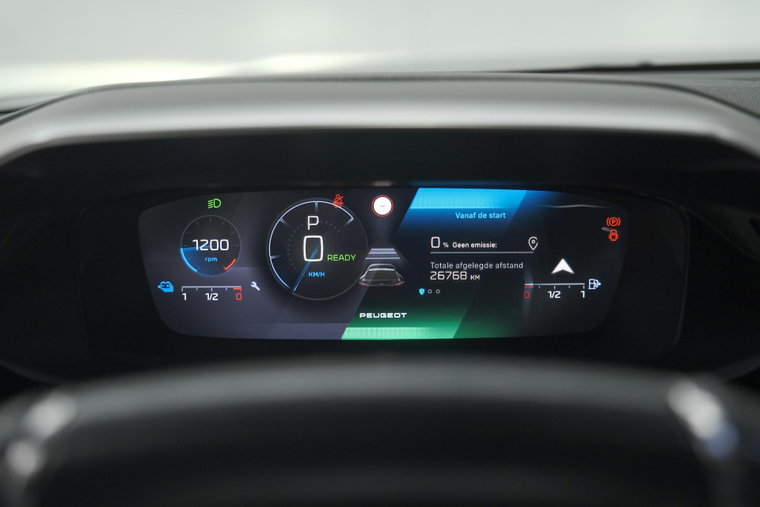 Vehicle Image 32