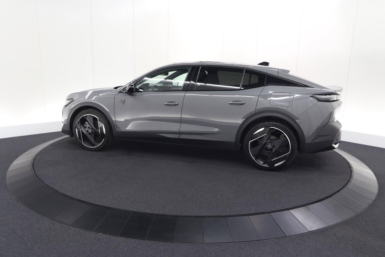 Vehicle Image 38