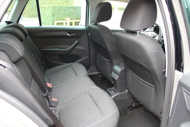 Vehicle Image 11