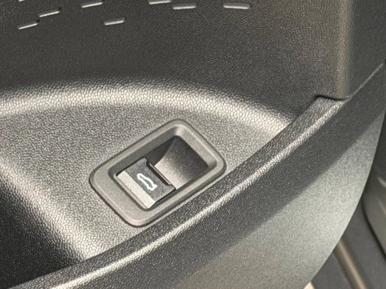 Vehicle Image 50
