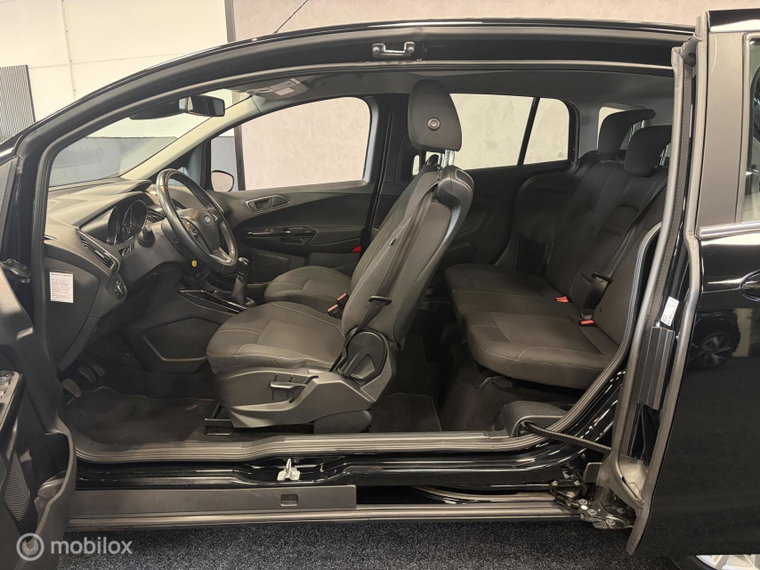 Vehicle Image 17