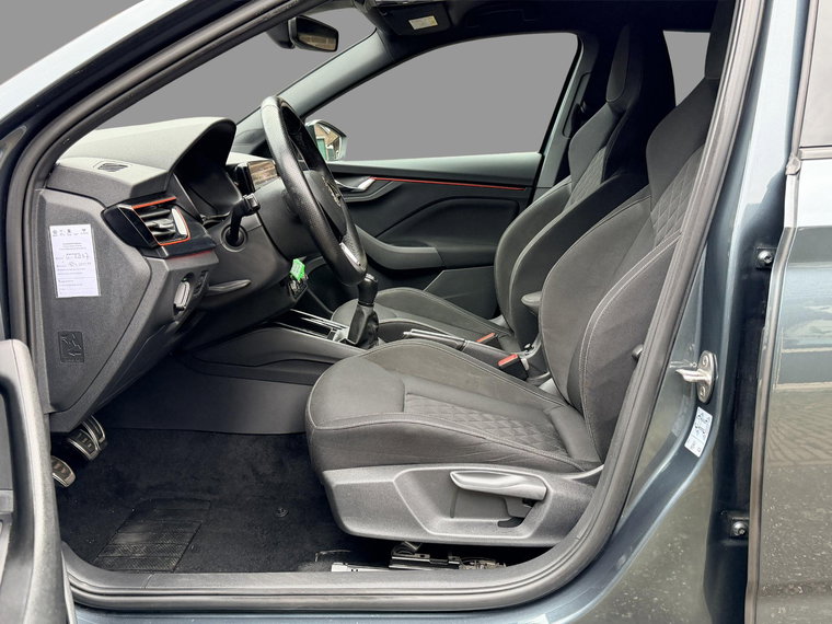Vehicle Image 7
