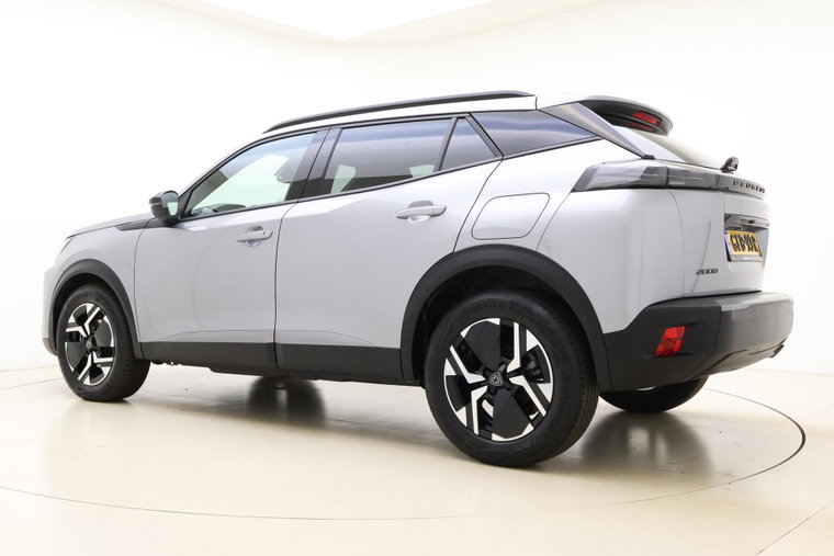 Vehicle Image 37