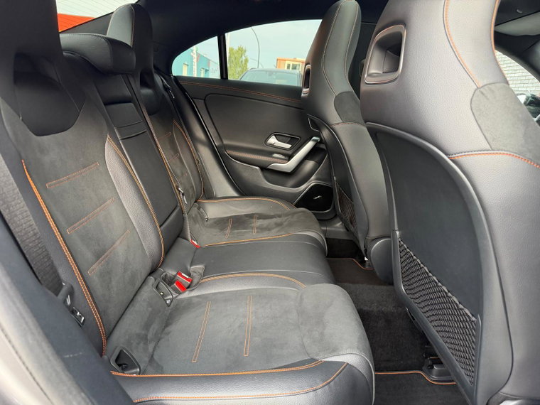 Vehicle Image 39