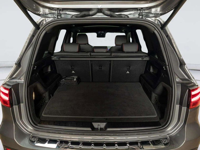 Vehicle Image 37
