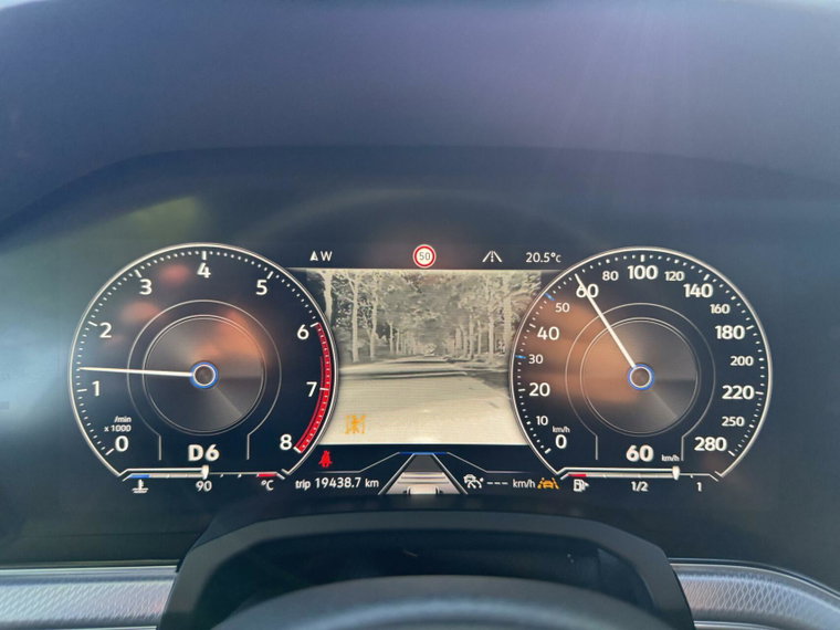 Vehicle Image 33
