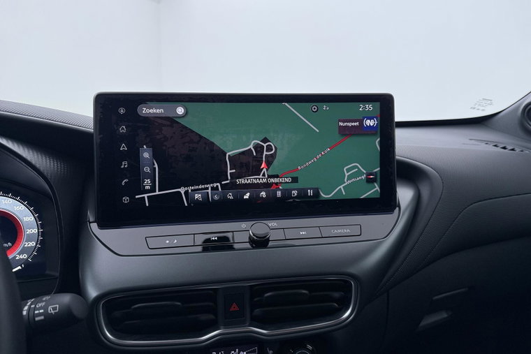 Vehicle Image 23