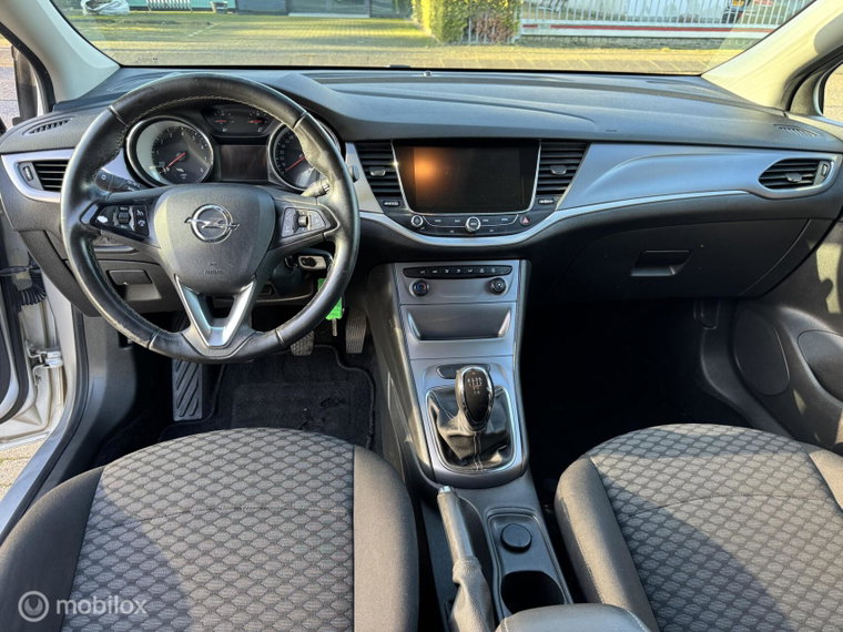 Vehicle Image 17
