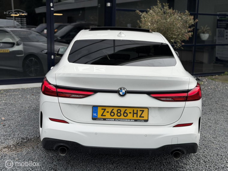 Vehicle Image 24