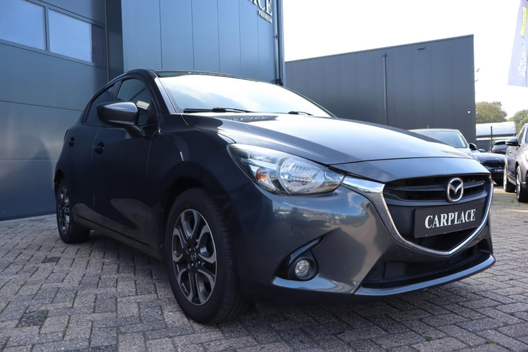 Vehicle Image 6