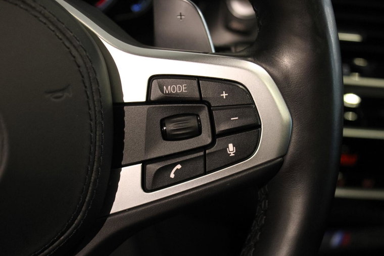 Vehicle Image 40