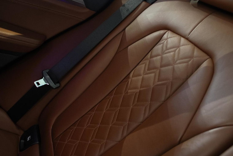 Vehicle Image 50